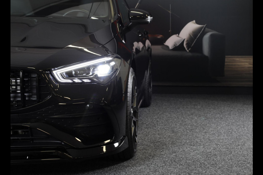 Mercedes-Benz CLA-Klasse Shooting Brake 250 e AMG 45 Look / Memory / Elek Stoelen / Acc / Head Up / 360 Camera / Pano / 20 Inch Mercedes-Benz CLA-Klasse Shooting Brake 250 e AMG 45 Look / Memory / Elek Stoelen / Acc / Head Up / 360 Camera / Pano / 20 Inch
