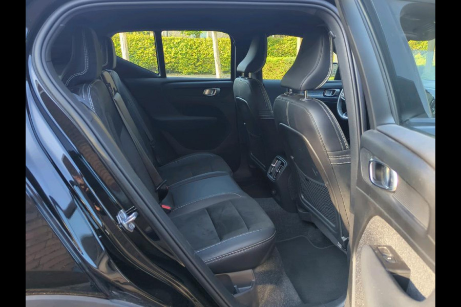 Volvo XC40 Recharge P8 AWD R-Design NL-AUTO | GOOGLE AUTOMOTIVE | WARMTEPOMP