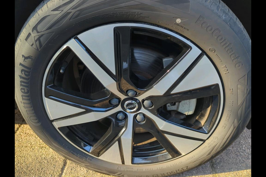 Volvo XC40 Recharge P8 AWD R-Design NL-AUTO | GOOGLE AUTOMOTIVE | WARMTEPOMP