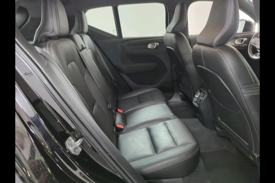 Volvo XC40 Recharge P8 AWD R-Design NL-AUTO | LEDER | CAMERA