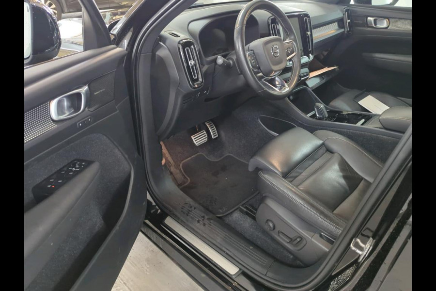 Volvo XC40 Recharge P8 AWD R-Design NL-AUTO | LEDER | CAMERA