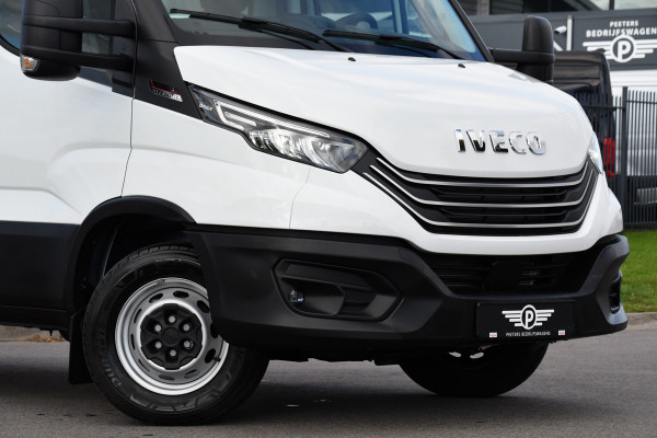 Iveco 35S18 Daily | Oprijwagen | Geveerde stoel | 3,5t trekgw. | Adaptive CC | LED NAV ECC Adaptive CC | Faustmann opbouw | 1100 KG Laadvermogen