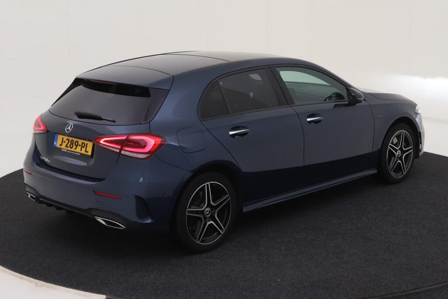 Mercedes-Benz A-Klasse 250 e Business Solution AMG Limited NL-AUTO | PANODAK | 360 SENSOREN | CAMERA
