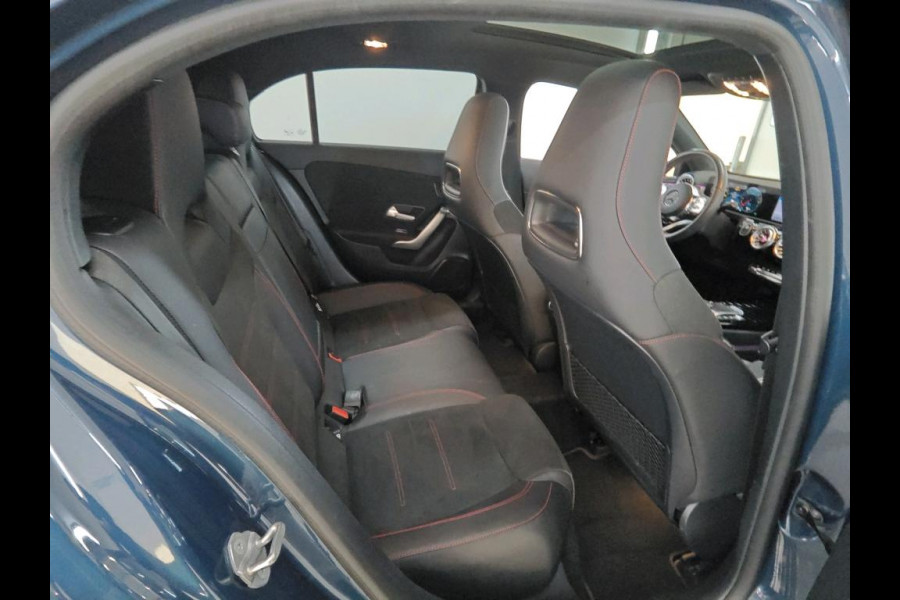 Mercedes-Benz A-Klasse 250 e Business Solution AMG Limited NL-AUTO | PANODAK | 360 SENSOREN | CAMERA