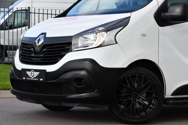 Renault Trafic 1.6 dCi T29 L2H1 PB Edition Cruise, Sensoren, 2 x Schuifdeur, 125pk, Trekhaak, Airco, Uniek!