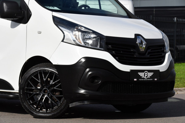 Renault Trafic 1.6 dCi T29 L2H1 PB Edition Cruise, Sensoren, 2 x Schuifdeur, 125pk, Trekhaak, Airco, Uniek!