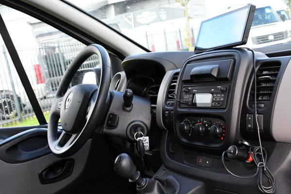 Renault Trafic 1.6 dCi T29 L2H1 PB Edition Cruise, Sensoren, 2 x Schuifdeur, 125pk, Trekhaak, Airco, Uniek!