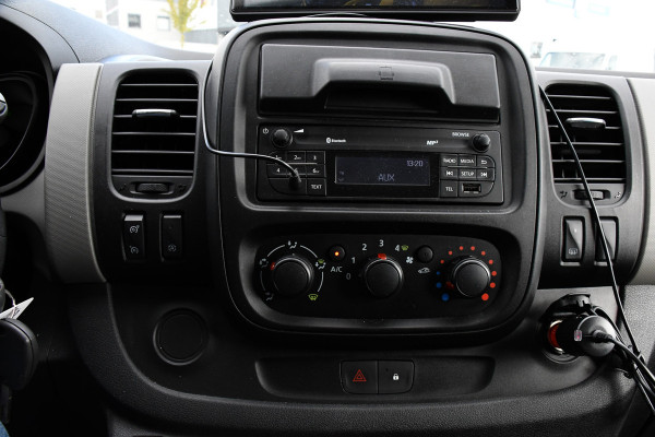 Renault Trafic 1.6 dCi T29 L2H1 PB Edition Cruise, Sensoren, 2 x Schuifdeur, 125pk, Trekhaak, Airco, Uniek!