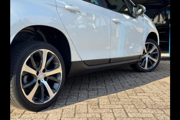 Peugeot 2008 1.2 PureTech Blue Lion 2018 NAVI CLIMA NAP! Peugeot 2008 1.2 PureTech Blue Lion 2018 NAVI CLIMA NAP!