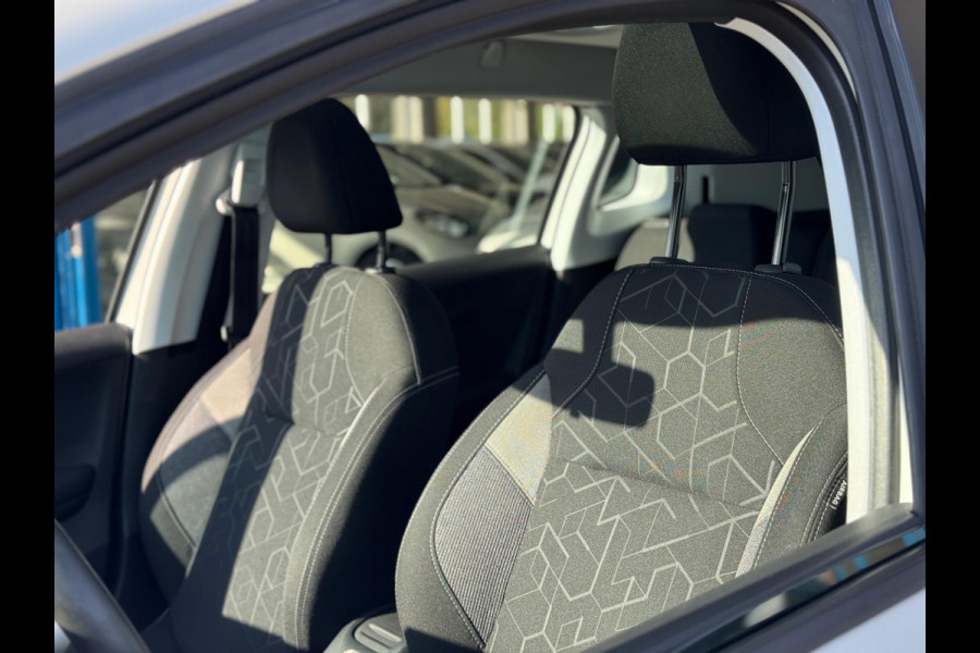 Peugeot 2008 1.2 PureTech Blue Lion 2018 NAVI CLIMA NAP! Peugeot 2008 1.2 PureTech Blue Lion 2018 NAVI CLIMA NAP!