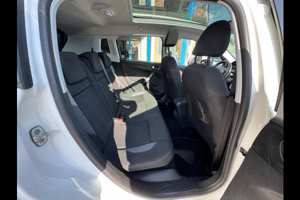 Peugeot 2008 1.2 PureTech Blue Lion 2018 NAVI CLIMA NAP! Peugeot 2008 1.2 PureTech Blue Lion 2018 NAVI CLIMA NAP!