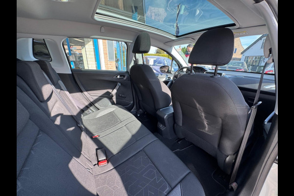 Peugeot 2008 1.2 PureTech Blue Lion 2018 NAVI CLIMA NAP! Peugeot 2008 1.2 PureTech Blue Lion 2018 NAVI CLIMA NAP!