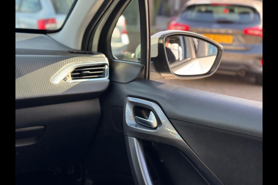 Peugeot 2008 1.2 PureTech Blue Lion 2018 NAVI CLIMA NAP! Peugeot 2008 1.2 PureTech Blue Lion 2018 NAVI CLIMA NAP!