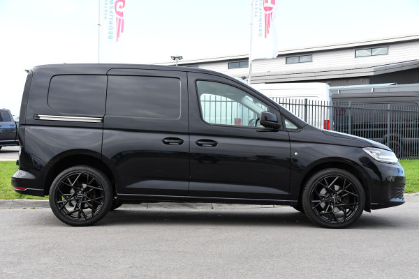 Volkswagen Caddy Cargo 2.0 TDI Black Edition Virtual, Camera, Stoelverwarming, 122pk, Automaat, LED, Trekhaak, Carplay, Uniek!