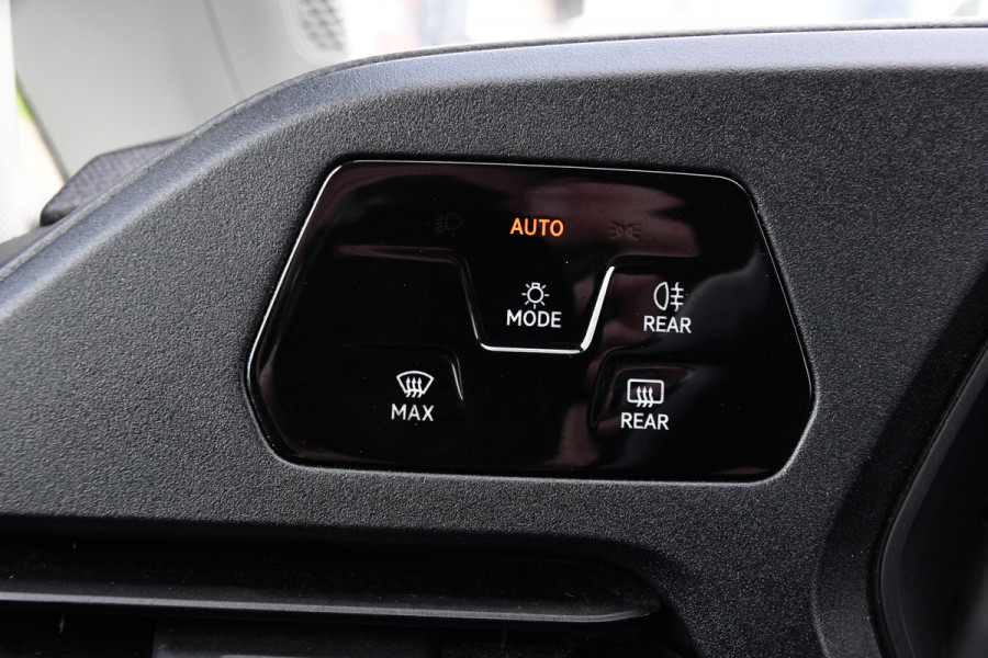 Volkswagen Caddy Cargo 2.0 TDI Black Edition Virtual, Camera, Stoelverwarming, 122pk, Automaat, LED, Trekhaak, Carplay, Uniek!