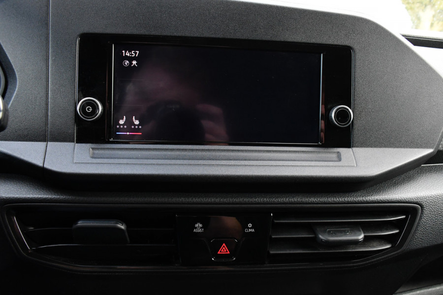 Volkswagen Caddy Cargo 2.0 TDI Black Edition Virtual, Camera, Stoelverwarming, 122pk, Automaat, LED, Trekhaak, Carplay, Uniek!