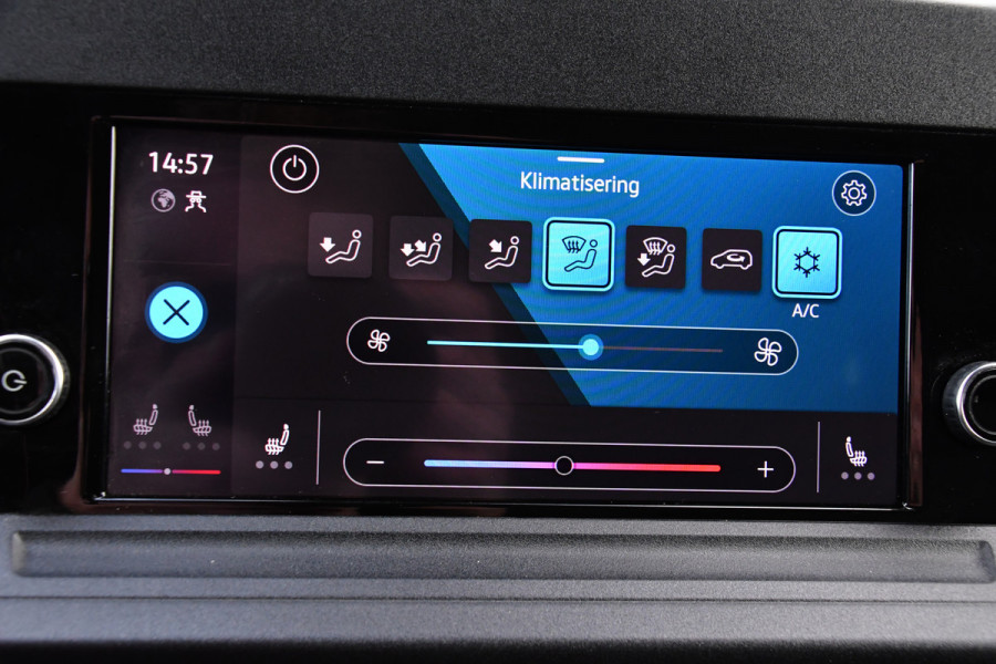 Volkswagen Caddy Cargo 2.0 TDI Black Edition Virtual, Camera, Stoelverwarming, 122pk, Automaat, LED, Trekhaak, Carplay, Uniek!
