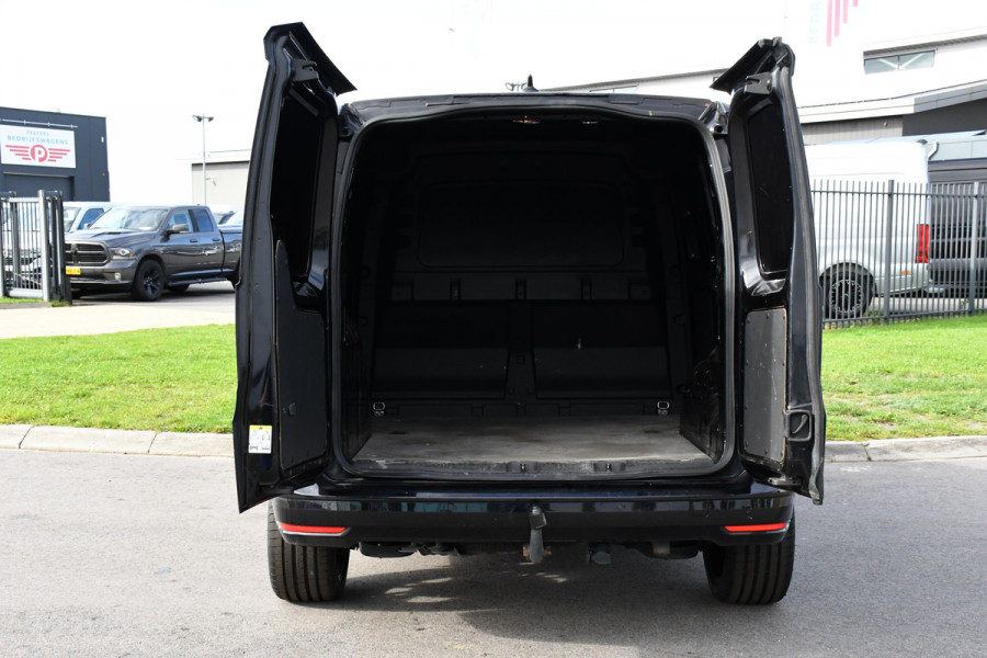 Volkswagen Caddy Cargo 2.0 TDI Black Edition Virtual, Camera, Stoelverwarming, 122pk, Automaat, LED, Trekhaak, Carplay, Uniek!