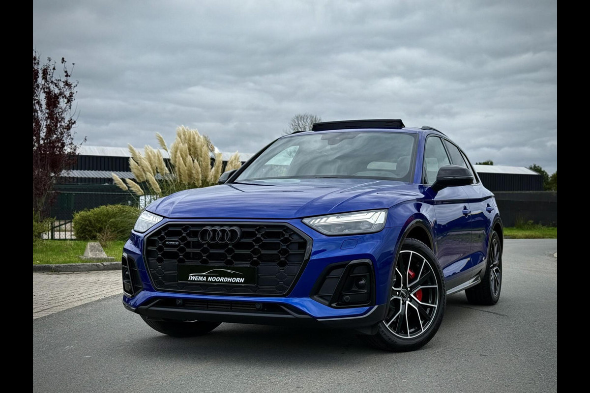 Audi Q5 50 TFSI e quattro S-Line Panoramadak|RS Seats|Luchtvering|Carbon|Camera|B&O|Keyless Audi Q5 50 TFSI e quattro S-Line Panoramadak|RS Seats|Luchtvering|Carbon|Camera|B&O|Keyless