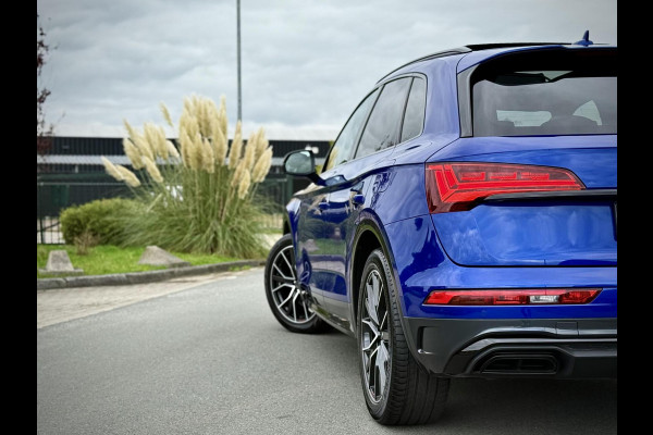 Audi Q5 50 TFSI e quattro S-Line Panoramadak|RS Seats|Luchtvering|Carbon|Camera|B&O|Keyless