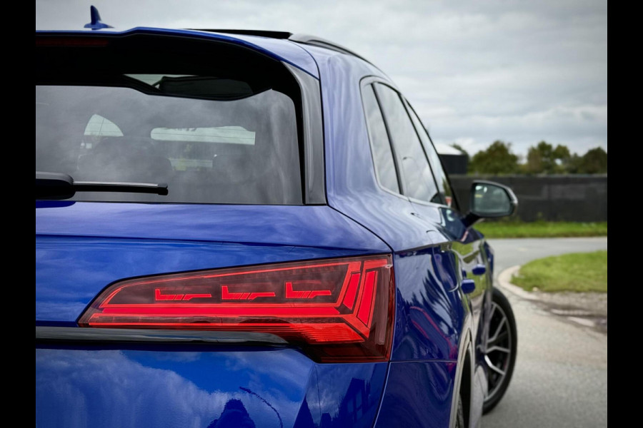 Audi Q5 50 TFSI e quattro S-Line Panoramadak|RS Seats|Luchtvering|Carbon|Camera|B&O|Keyless