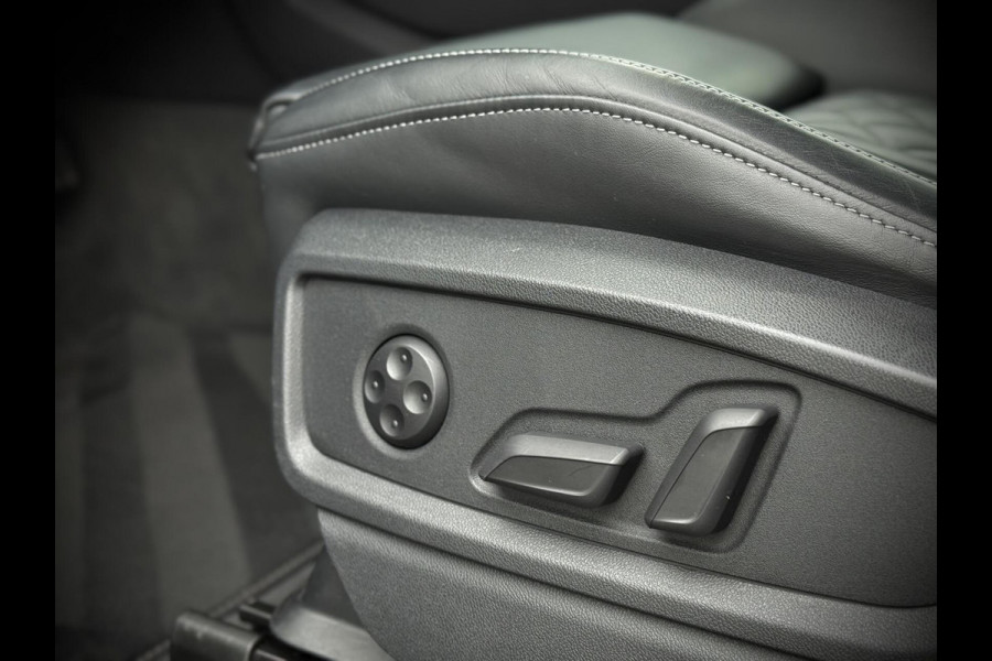 Audi Q5 50 TFSI e quattro S-Line Panoramadak|RS Seats|Luchtvering|Carbon|Camera|B&O|Keyless