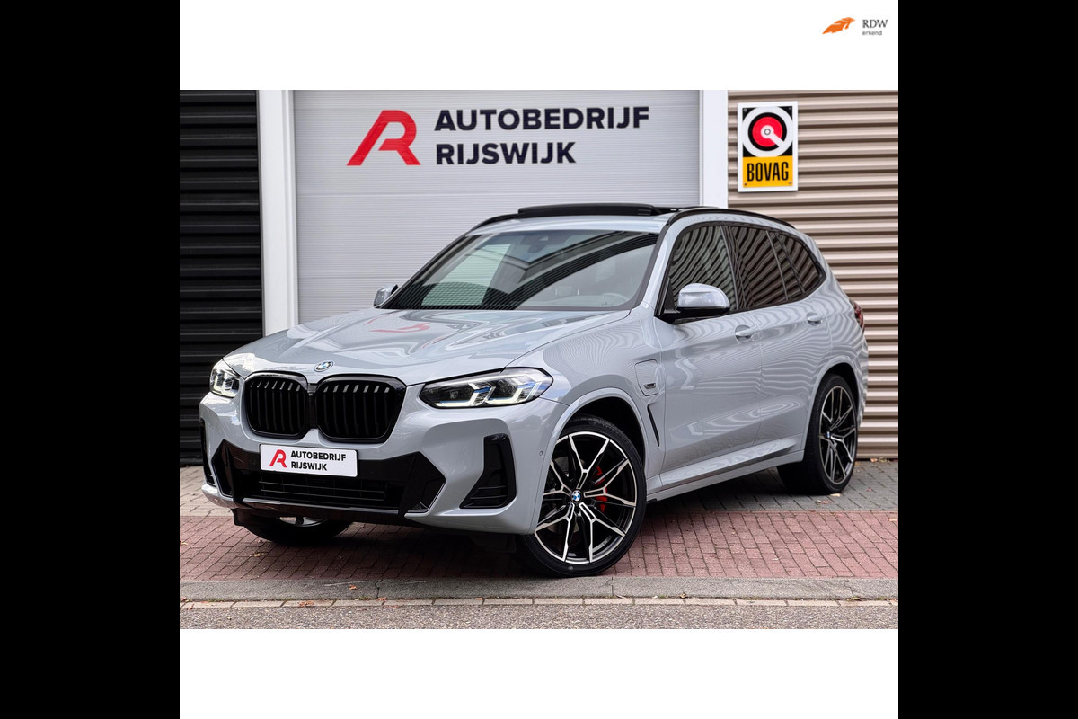 BMW X3 XDrive30e High Executive Pano/Laser/HuD/Camera BMW X3 XDrive30e High Executive Pano/Laser/HuD/Camera