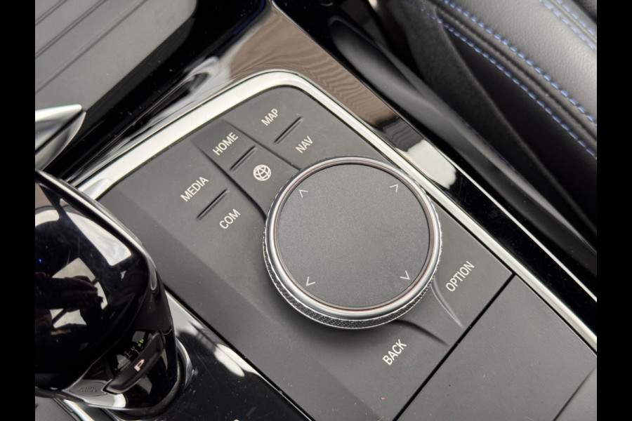 BMW X3 XDrive30e High Executive Pano/Laser/HuD/Camera