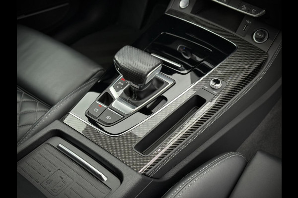Audi Q5 50 TFSI e quattro S-Line Panoramadak|RS Seats|Luchtvering|Carbon|Camera|B&O|Keyless