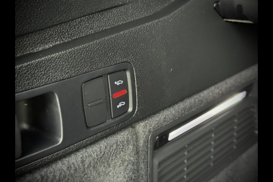 Audi Q5 50 TFSI e quattro S-Line Panoramadak|RS Seats|Luchtvering|Carbon|Camera|B&O|Keyless