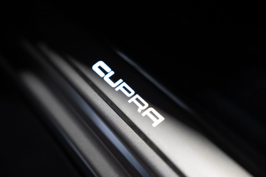 CUPRA Formentor 1.4 e-Hybrid VZ Performance | Panorama | 360 Camera | Trekhaak
