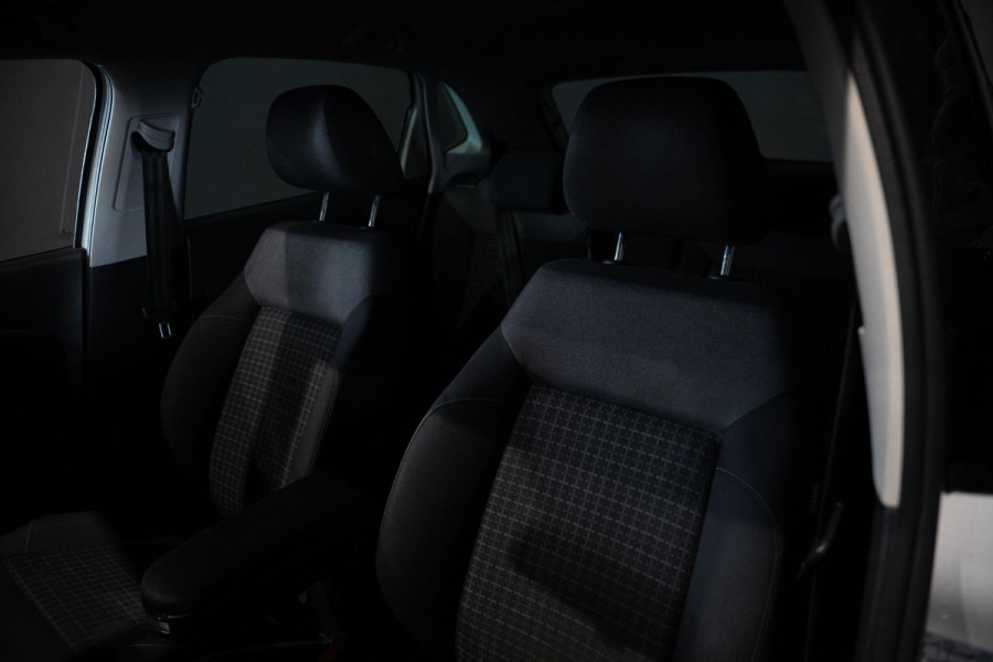 Volkswagen Polo 1.2 TSI R-Line | Cruise | Airco | Carplay