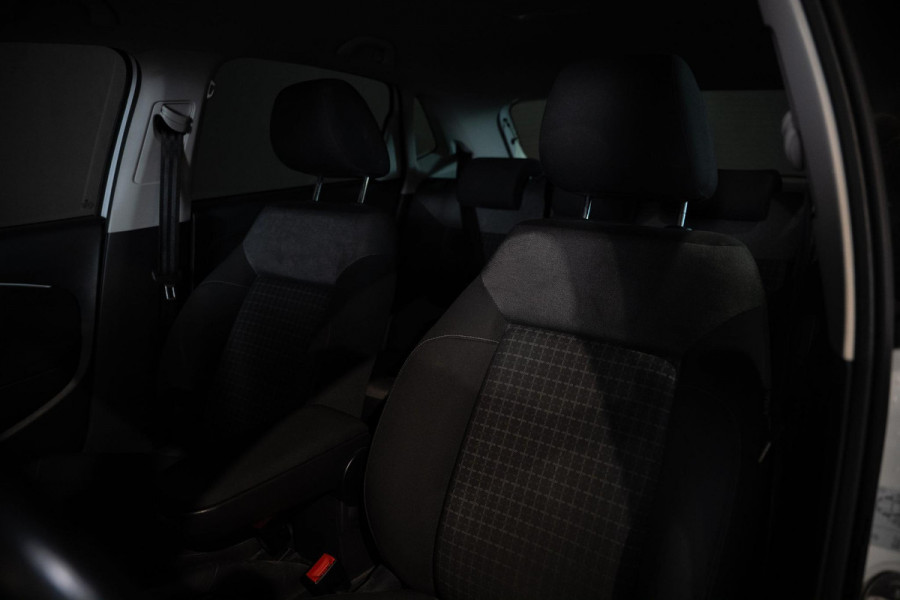 Volkswagen Polo 1.2 TSI R-Line | Cruise | Airco | Carplay