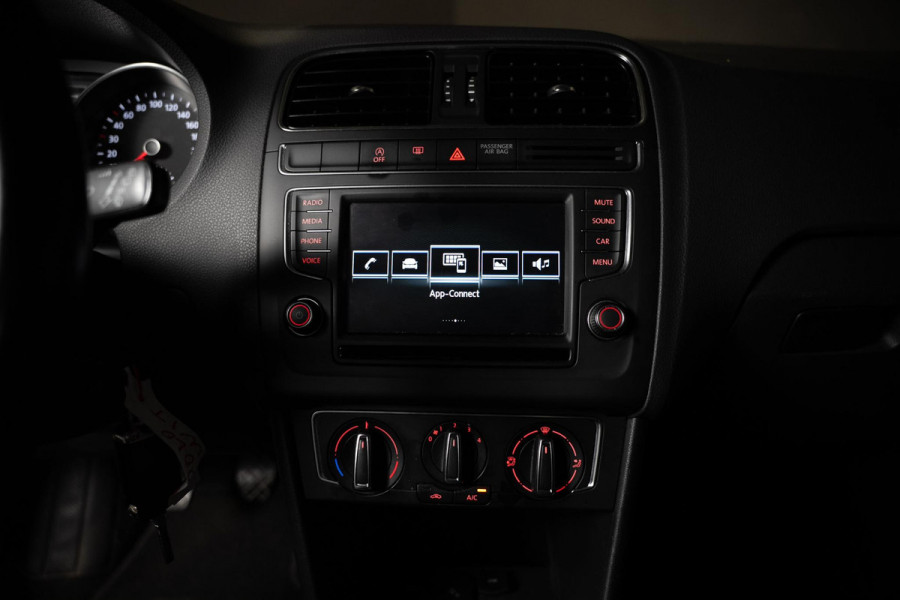 Volkswagen Polo 1.2 TSI R-Line | Cruise | Airco | Carplay