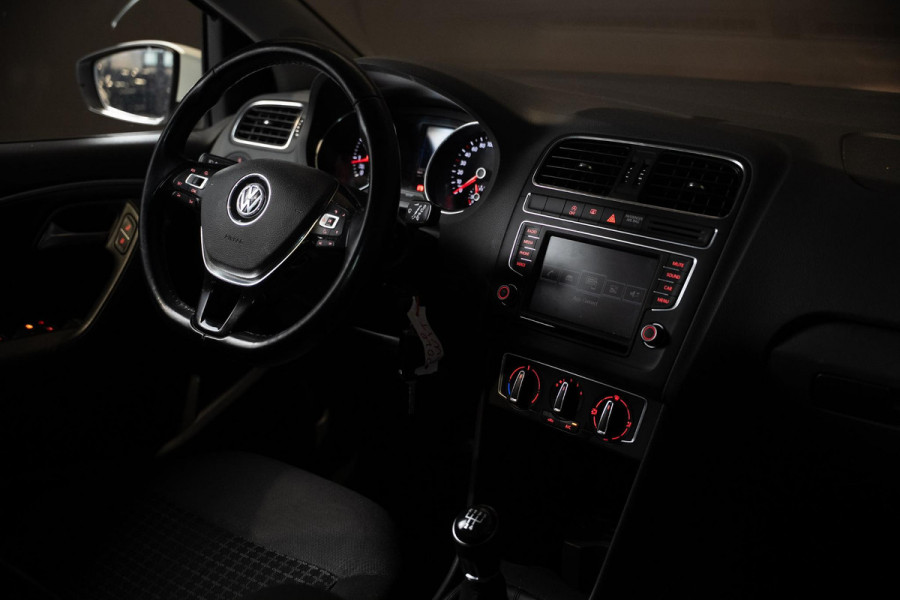 Volkswagen Polo 1.2 TSI R-Line | Cruise | Airco | Carplay