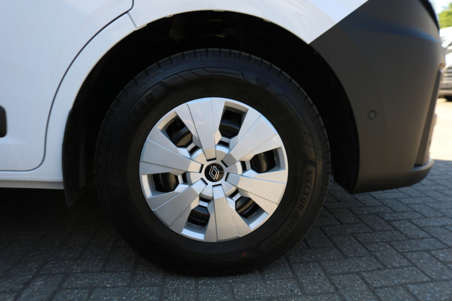 Renault Master E-Tech T35 L3H2 Extra long range 87 kWh Renault Master E-Tech T35 L3H2 Extra long range 87 kWh