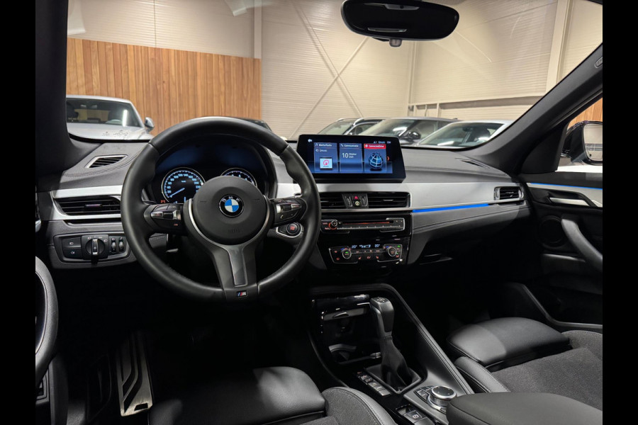 BMW X1 X-Drive25e eDrive M-Pakket, Apple Carplay, Ambiënte Light, Navi, Camera, PDC, Cruise, Voll Led, Dealer Onderhouden