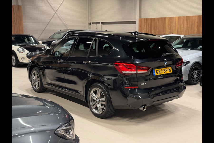 BMW X1 X-Drive25e eDrive M-Pakket, Apple Carplay, Ambiënte Light, Navi, Camera, PDC, Cruise, Voll Led, Dealer Onderhouden
