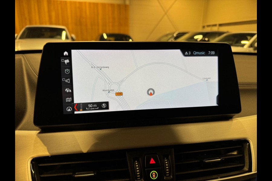 BMW X1 X-Drive25e eDrive M-Pakket, Apple Carplay, Ambiënte Light, Navi, Camera, PDC, Cruise, Voll Led, Dealer Onderhouden