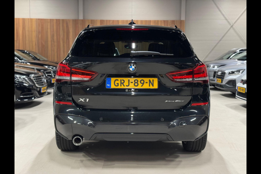 BMW X1 X-Drive25e eDrive M-Pakket, Apple Carplay, Ambiënte Light, Navi, Camera, PDC, Cruise, Voll Led, Dealer Onderhouden
