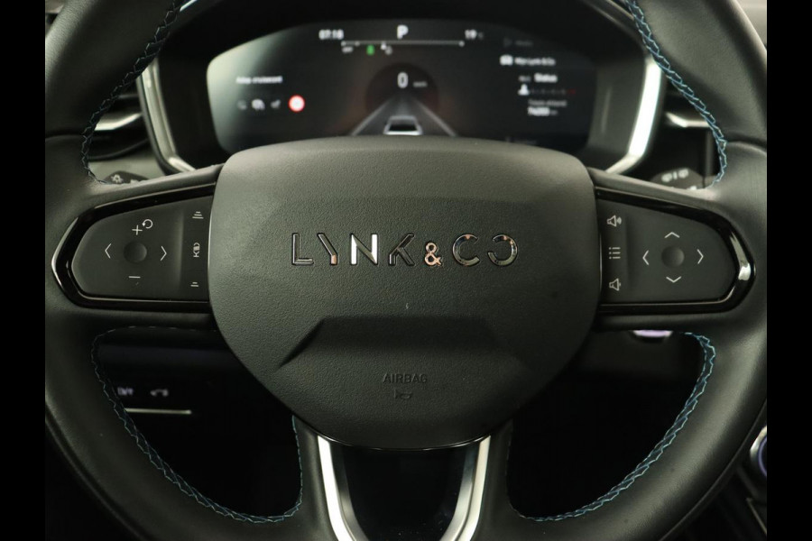 Lynk & Co 01 1.5 Plug In | Panoramadak | Infinity by Harman | Camera | Adaptive cruise | Stoelverwarming | Carplay | Memory | Full LED Lynk & Co 01 1.5 Plug In | Panoramadak | Infinity by Harman | Camera | Adaptive cruise | Stoelverwarming | Carplay | Memory | Full LED