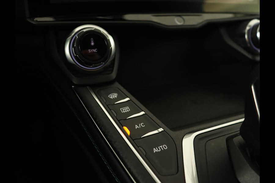 Lynk & Co 01 1.5 Plug In | Panoramadak | Infinity by Harman | Camera | Adaptive cruise | Stoelverwarming | Carplay | Memory | Full LED Lynk & Co 01 1.5 Plug In | Panoramadak | Infinity by Harman | Camera | Adaptive cruise | Stoelverwarming | Carplay | Memory | Full LED