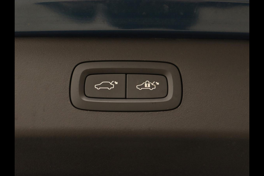 Lynk & Co 01 1.5 Plug In | Panoramadak | Infinity by Harman | Camera | Adaptive cruise | Stoelverwarming | Carplay | Memory | Full LED Lynk & Co 01 1.5 Plug In | Panoramadak | Infinity by Harman | Camera | Adaptive cruise | Stoelverwarming | Carplay | Memory | Full LED