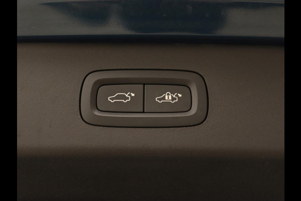 Lynk & Co 01 1.5 Plug In | Panoramadak | Infinity by Harman | Camera | Adaptive cruise | Stoelverwarming | Carplay | Memory | Full LED Lynk & Co 01 1.5 Plug In | Panoramadak | Infinity by Harman | Camera | Adaptive cruise | Stoelverwarming | Carplay | Memory | Full LED