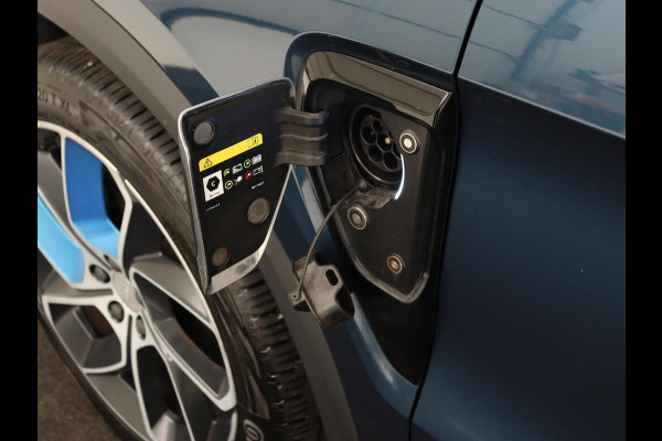 Lynk & Co 01 1.5 Plug In | Panoramadak | Infinity by Harman | Camera | Adaptive cruise | Stoelverwarming | Carplay | Memory | Full LED Lynk & Co 01 1.5 Plug In | Panoramadak | Infinity by Harman | Camera | Adaptive cruise | Stoelverwarming | Carplay | Memory | Full LED