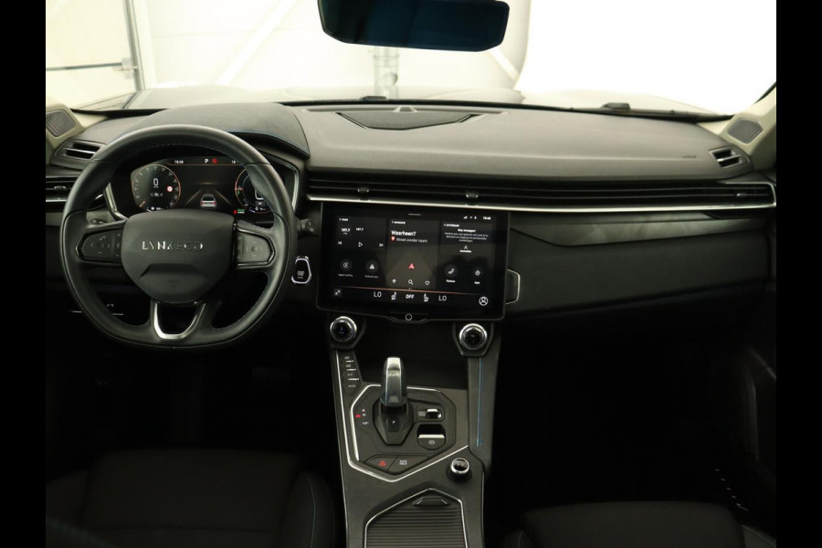 Lynk & Co 01 1.5 Plug In | Panoramadak | Infinity by Harman | Camera | Adaptive cruise | Stoelverwarming | Carplay | Memory | Full LED