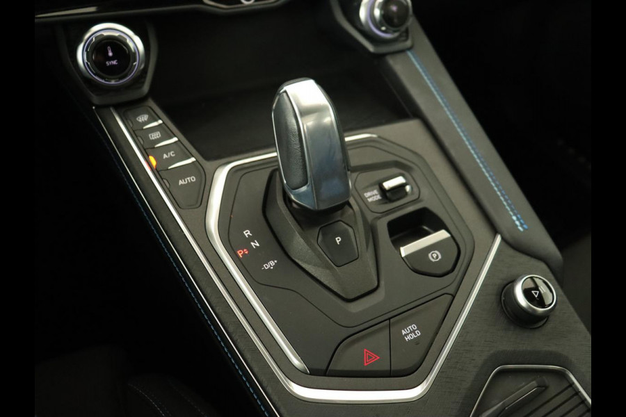 Lynk & Co 01 1.5 Plug In | Panoramadak | Infinity by Harman | Camera | Adaptive cruise | Stoelverwarming | Carplay | Memory | Full LED