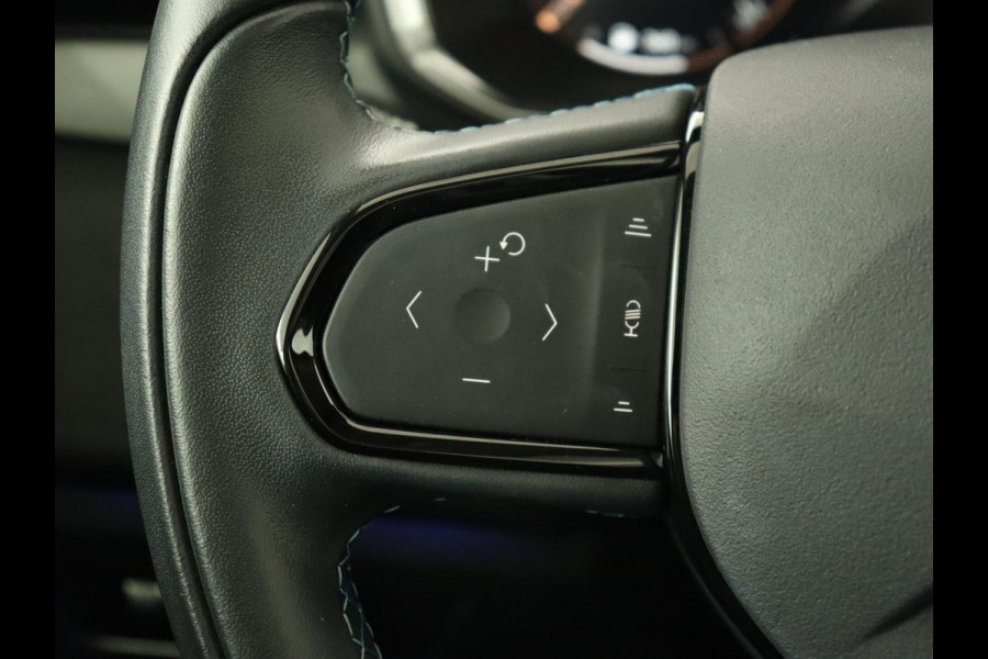 Lynk & Co 01 1.5 Plug In | Panoramadak | Infinity by Harman | Camera | Adaptive cruise | Stoelverwarming | Carplay | Memory | Full LED