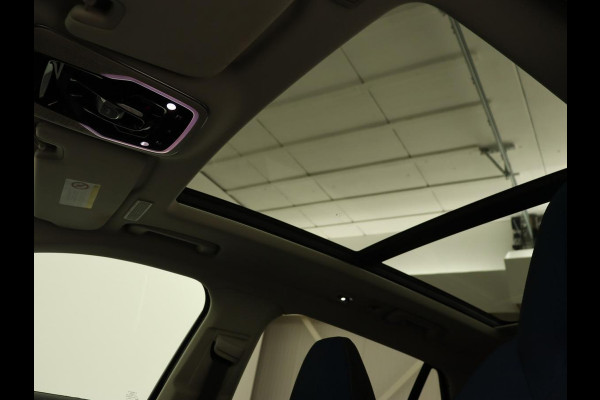 Lynk & Co 01 1.5 Plug In | Panoramadak | Infinity by Harman | Camera | Adaptive cruise | Stoelverwarming | Carplay | Memory | Full LED