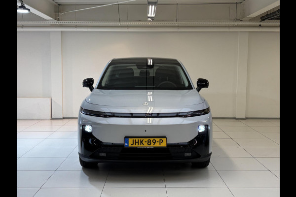 Leapmotor B10 Design ProMax 67.1 kWh 430KM WLTP | Panorama | Navigatie | Elektrische achterklep | Elektrisch bedienbare stoelen | Stoelverwarming | Stoelventilatie